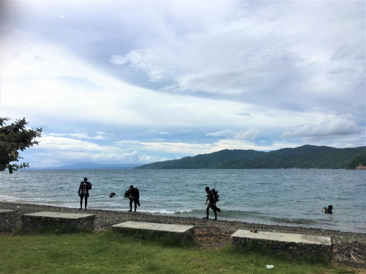 Saltitude Dive&Beach Resort Mabini  Exterior foto